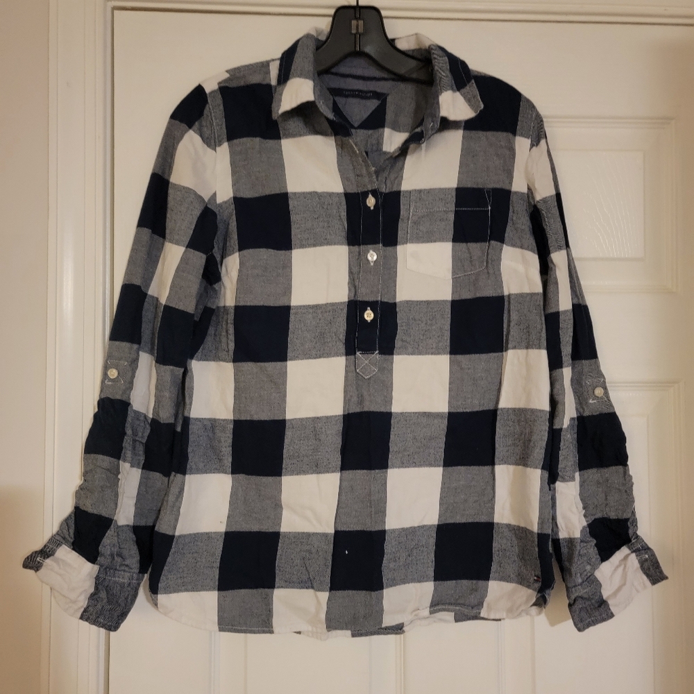 Plaid long sleeve shirt